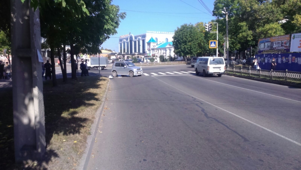Пожилую женщину сбили на пешеходном переходе в центре Биробиджана