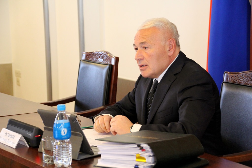 Губернатор Колымы Владимир Печеный