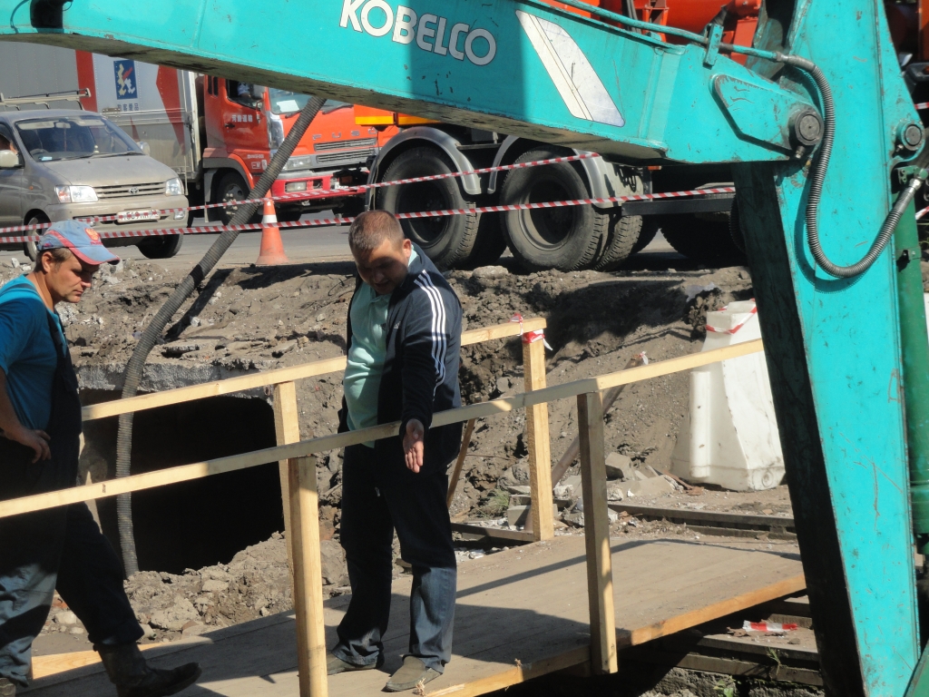 Демонтаж подземного перехода в районе остановки "Судоверфь" очень обрадовал хабаровчан