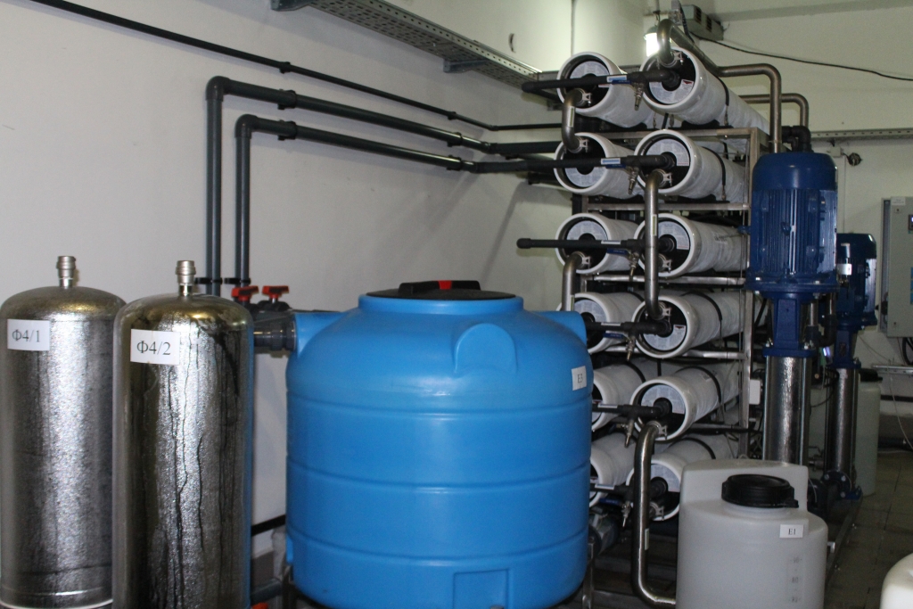 Емкости в которых очищают воду