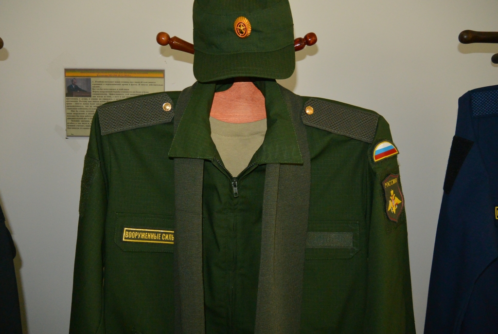 Россия новая зеленая. Новая Военная форма вс РФ 2023. Офисная форма. Зеленая Военная форма. Офисная Военная форма.