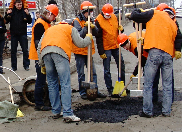 Рабочие Евдан Юрий