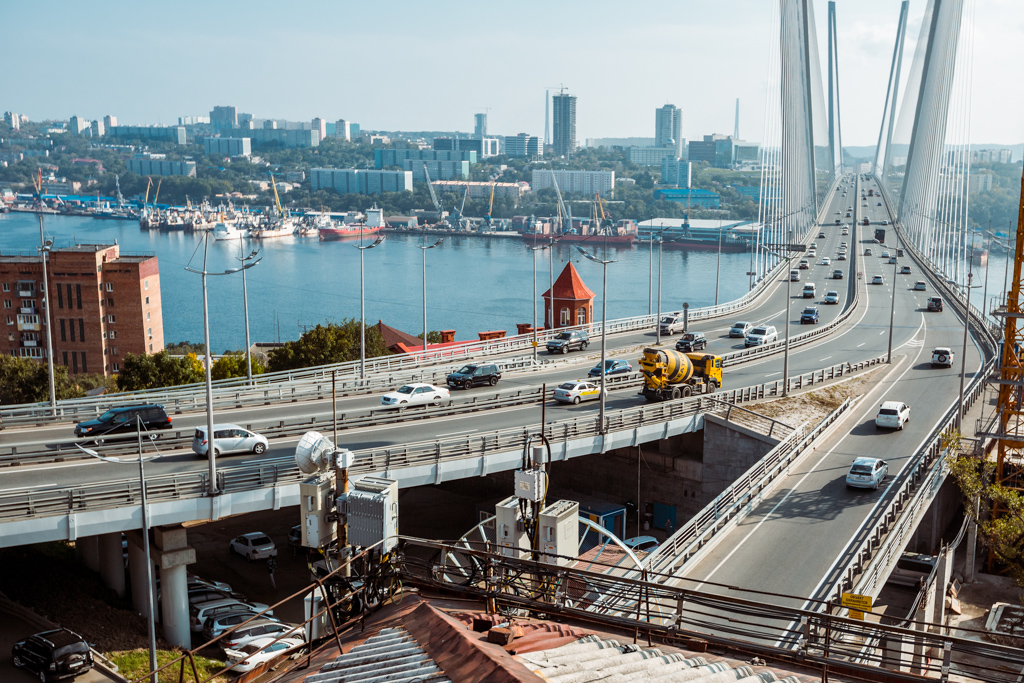 Оборудование мобильной сети для связи на Золотом мосту