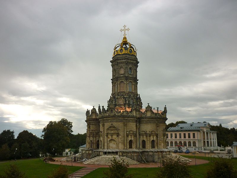 Храм Знамения Богородицы в Дубровицах