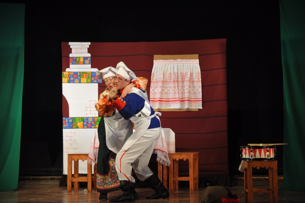 Показ спектакля "Волшебный барабан" в театре кукол "Кудесник"