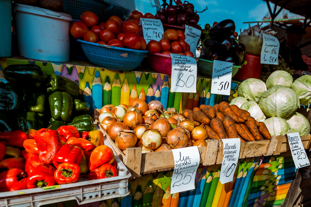 Продукты владивосток. Продуктовый рынок Владивосток. Центральный рынок Владивосток. Продукты Приморского края.