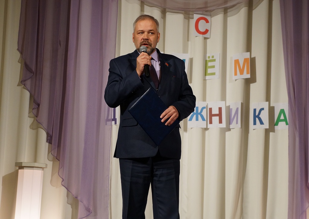 Исполняющий обязанности председателя Магаданской областной Думы Андрей Зыков