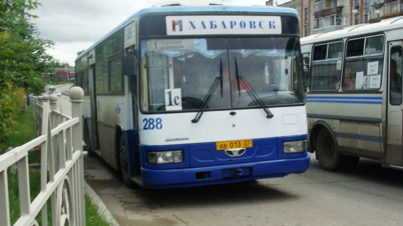 Более 100 автобусов с перебитыми номерами сняли с рейсов в Хабаровске