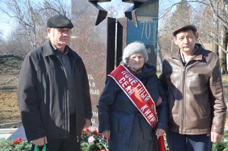 "Сквер памяти" открылся в селе Киинск Хабаровского края