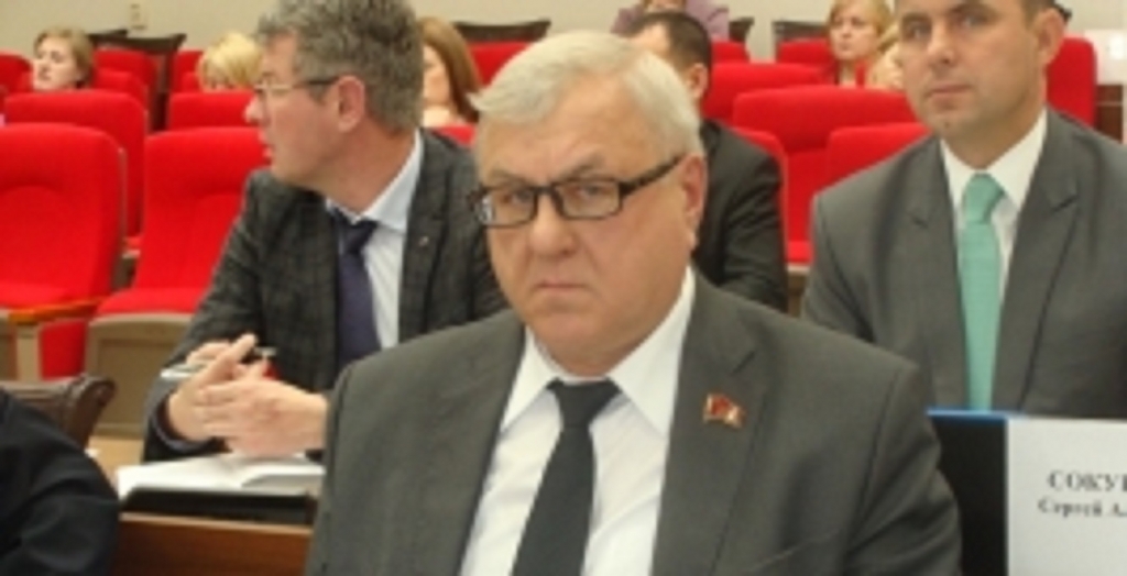 Мы не будем ничего просить, а сразу потребуем отставки губернатора – хабаровский коммунист корр. ИА AmurMedia