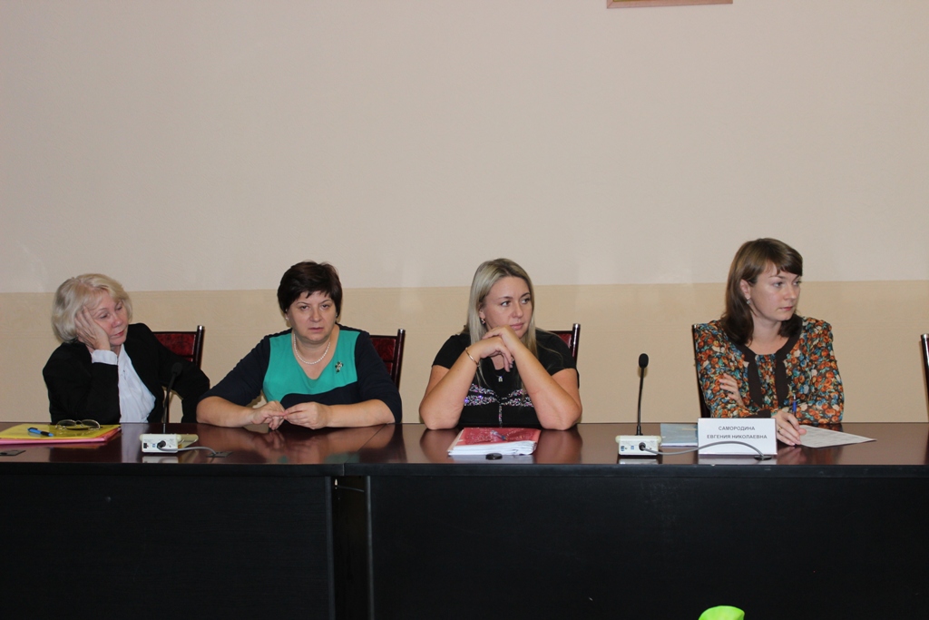 Круглый стол по переселению граждан из ветхого жилья