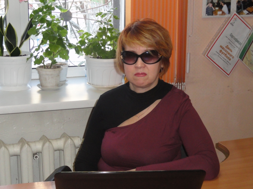 Общество слепых в Хабаровске направили по скользкой дорожке