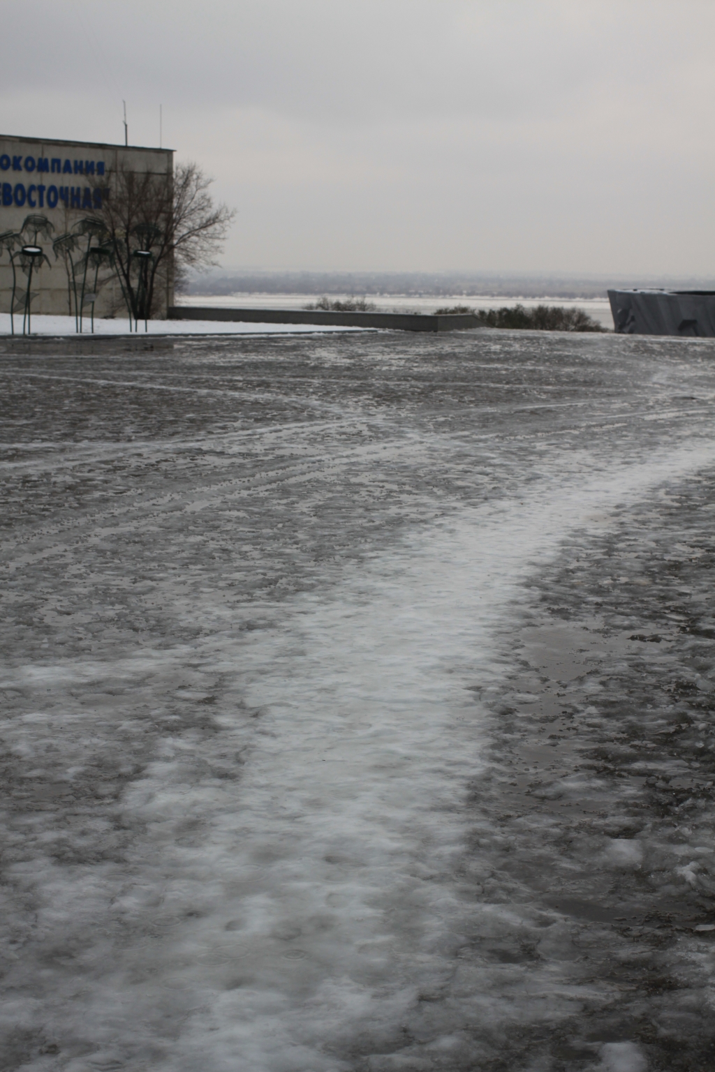 Гололед в Хабаровске