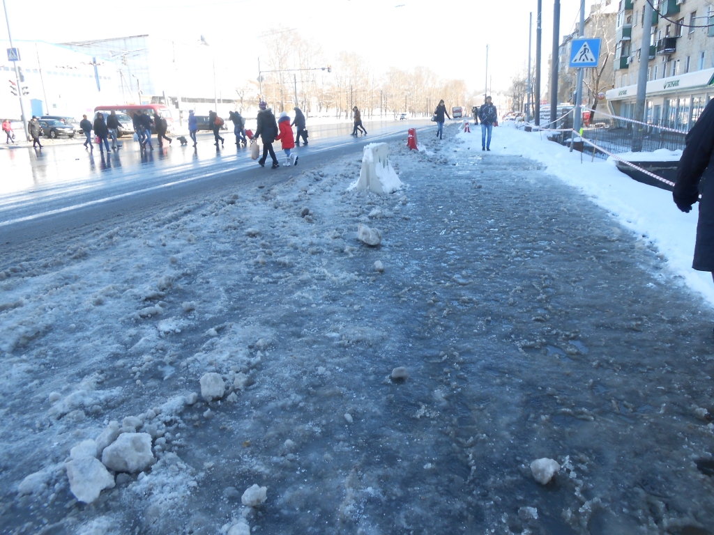 остановка "Судоверфь"