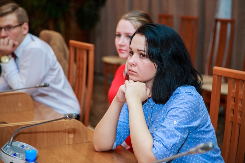 Более 80-ти молодежных лидеров приняли участие в вебинаре