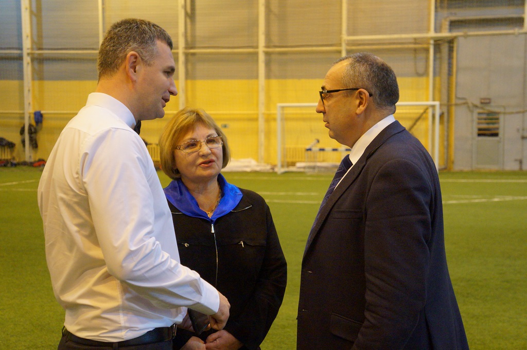 Юрий Гришан, Элина Бурмистрова и ее сын Петр Бурмистров