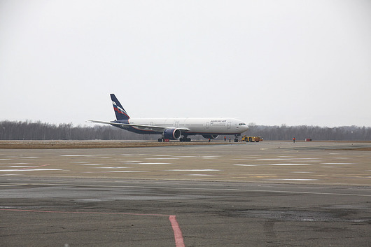 Первый Boeing-777 авиакомпании "Аэрофлот" приземлился в Южно-Сахалинске