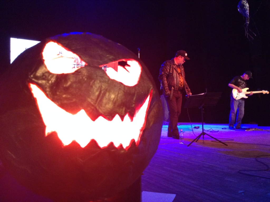 Мрачным шабашом обернулась "Паутина" для биробиджанских фанатов рока