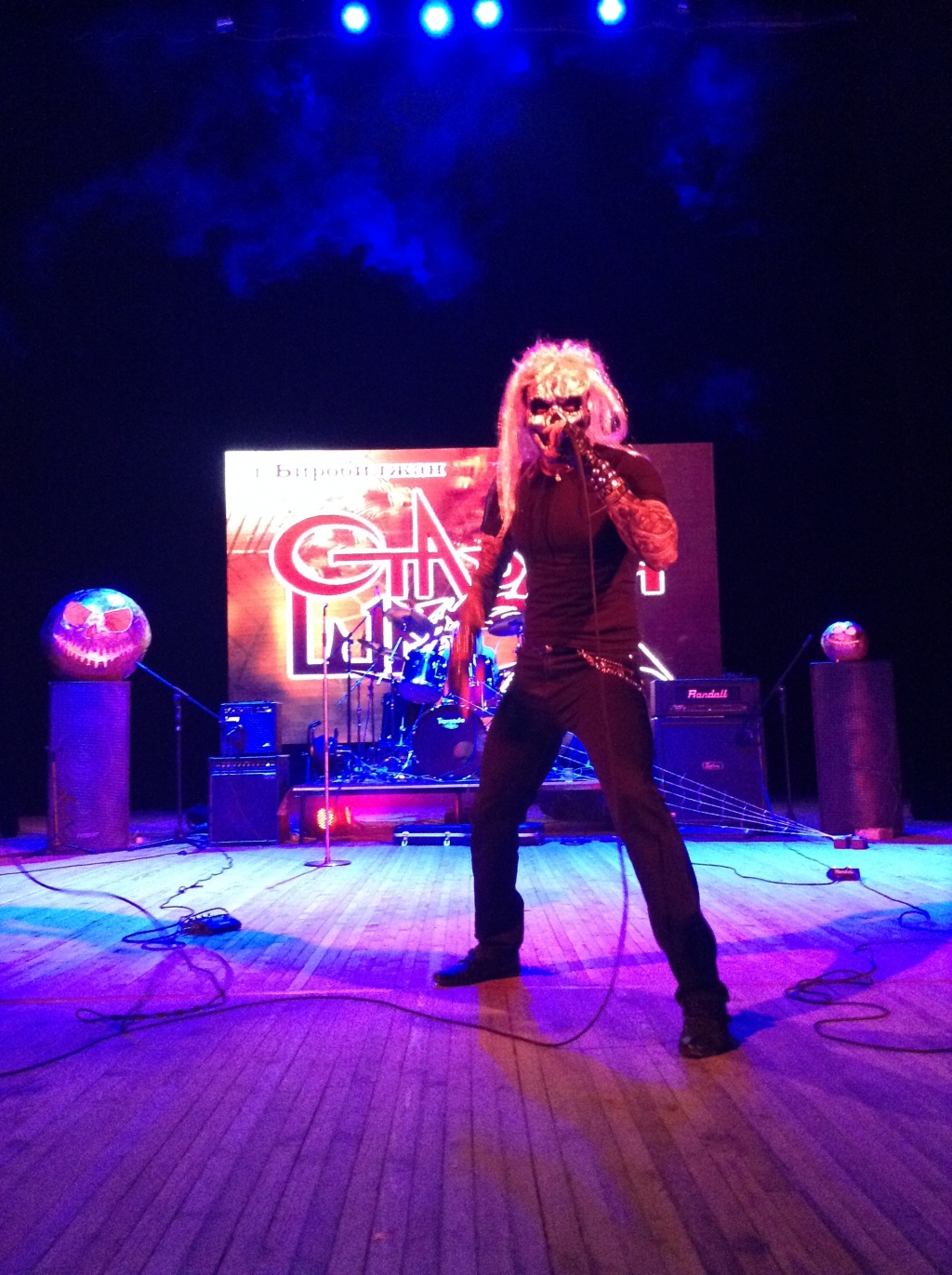 Рок-шабаш развернулся на сцене ГДК