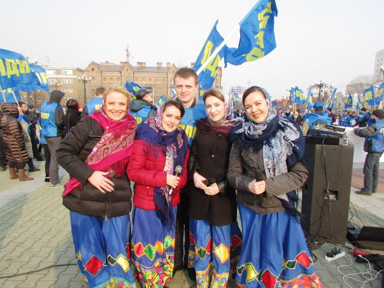 ЛДПР в Хабаровске отметили День народного единства своим митингом и концертом