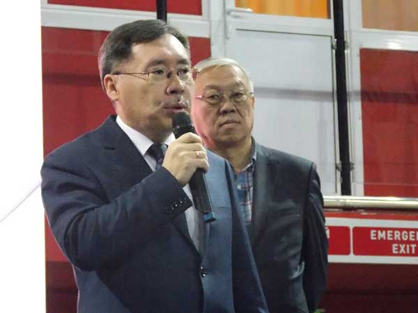 Министр спорта и молодежной политики Баир Ангуров.