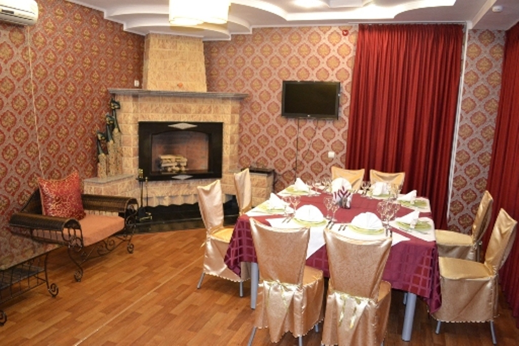 Каминный зал