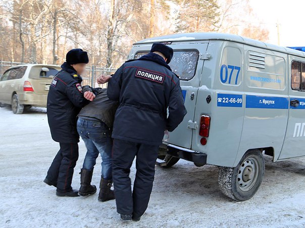 Житель Иркутска угрожал поджечь себя во время сноса дома по улице Чернышевского Мария Оленникова, IrkutskMedia