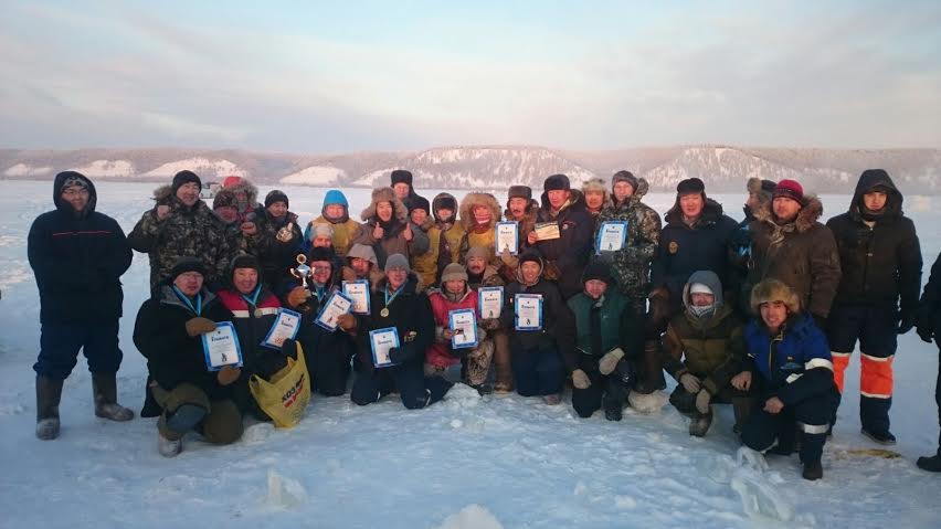 Несмотря на -40° прошел чемпионат по подледной рыбалке в Якутии  пресс-служба администрации г. Якутска