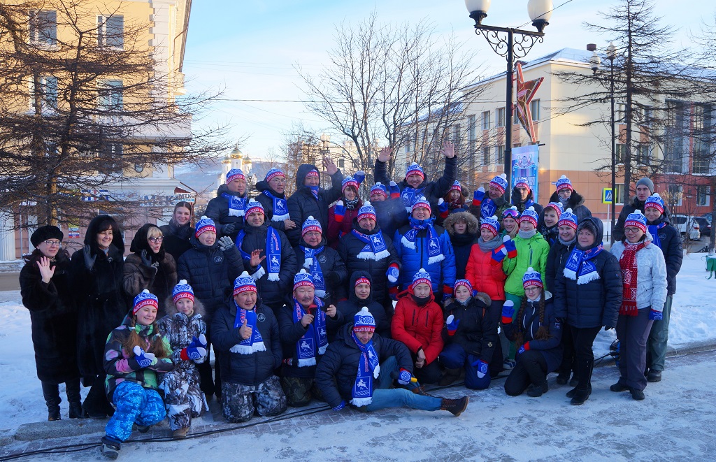 В Магадане прошла торжественная церемония открытия девятого международного конкурса ледяных скульптур "Магаданский хрусталь"