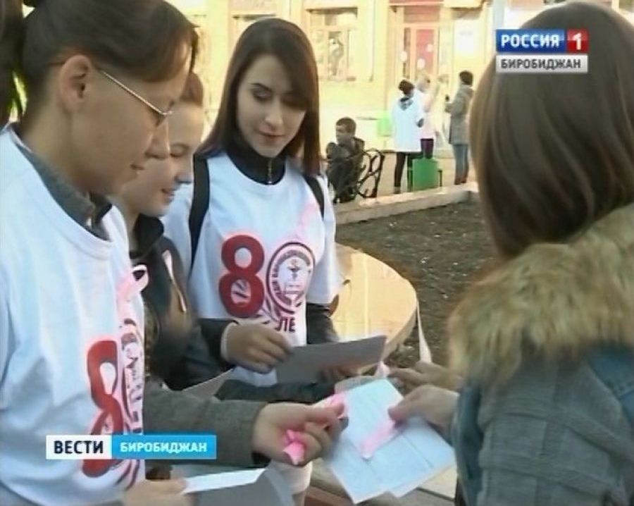 Промоутеры обычно предлагают брошюры, листовки и другую рекламу в людных местах