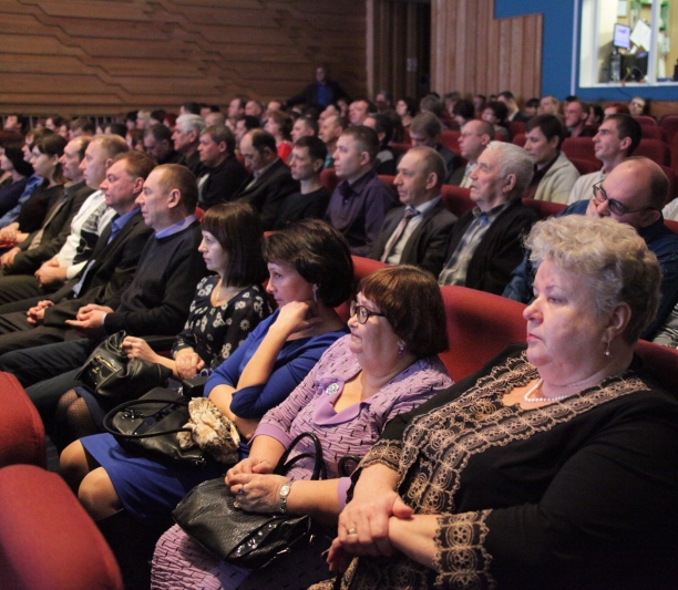 Энергетики ЕАО принимают поздравления