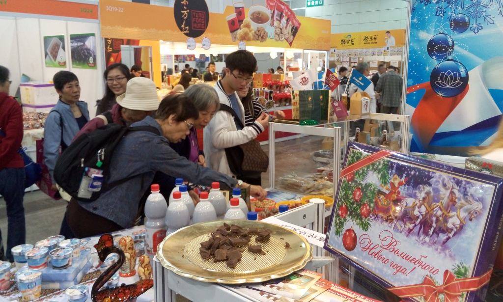 Приморские производители продуктов приняли участие в рождественском фестивале в Гонконге