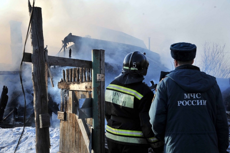 Отец с новорожденной дочерью погибли вовремя пожара в Верхневилюйском улусе Якутии Гуршал Юрий, SakhalinMediа