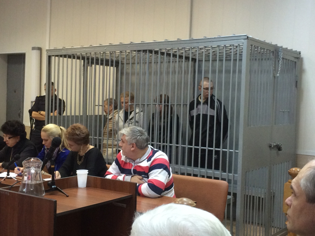 Обвиняемый в убийстве ветерана войны в Иркутске порезал себе руку в суде Тимур Балашов, РИА IrkutskMedia