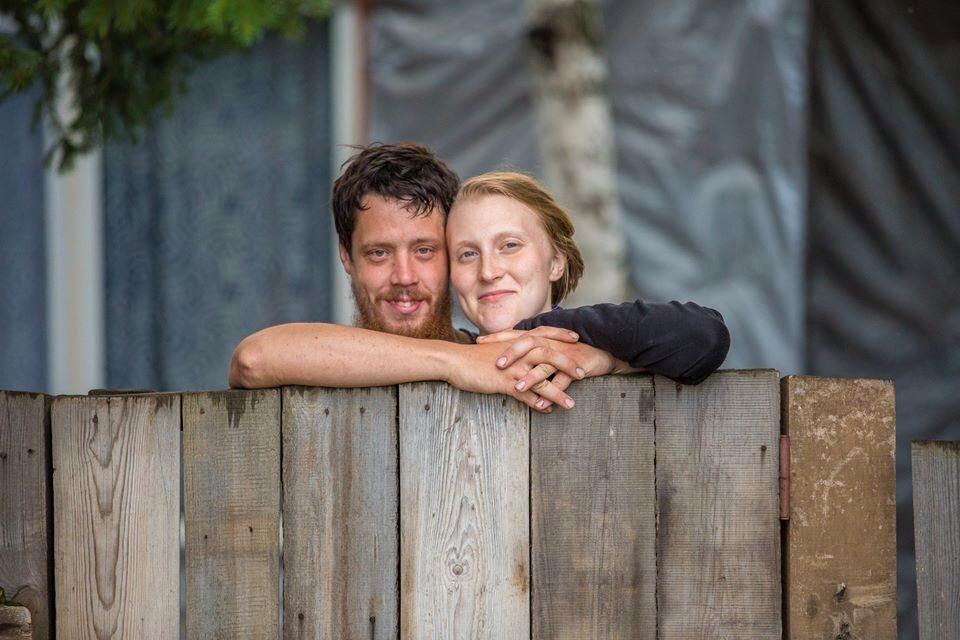 Джастас Уолкер с женой