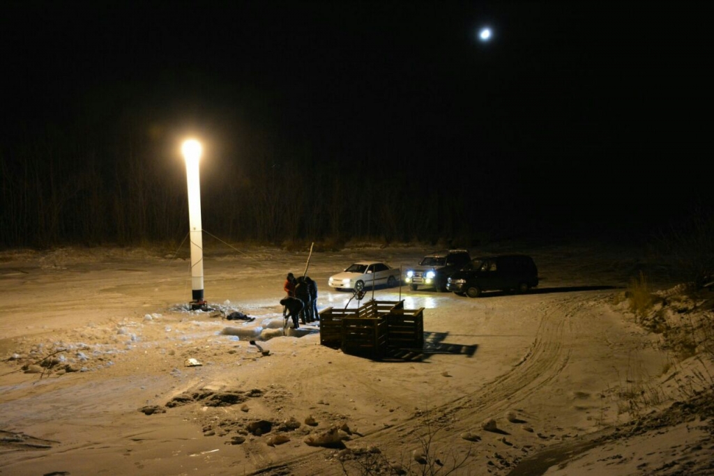 Работа шла вечером и ночью