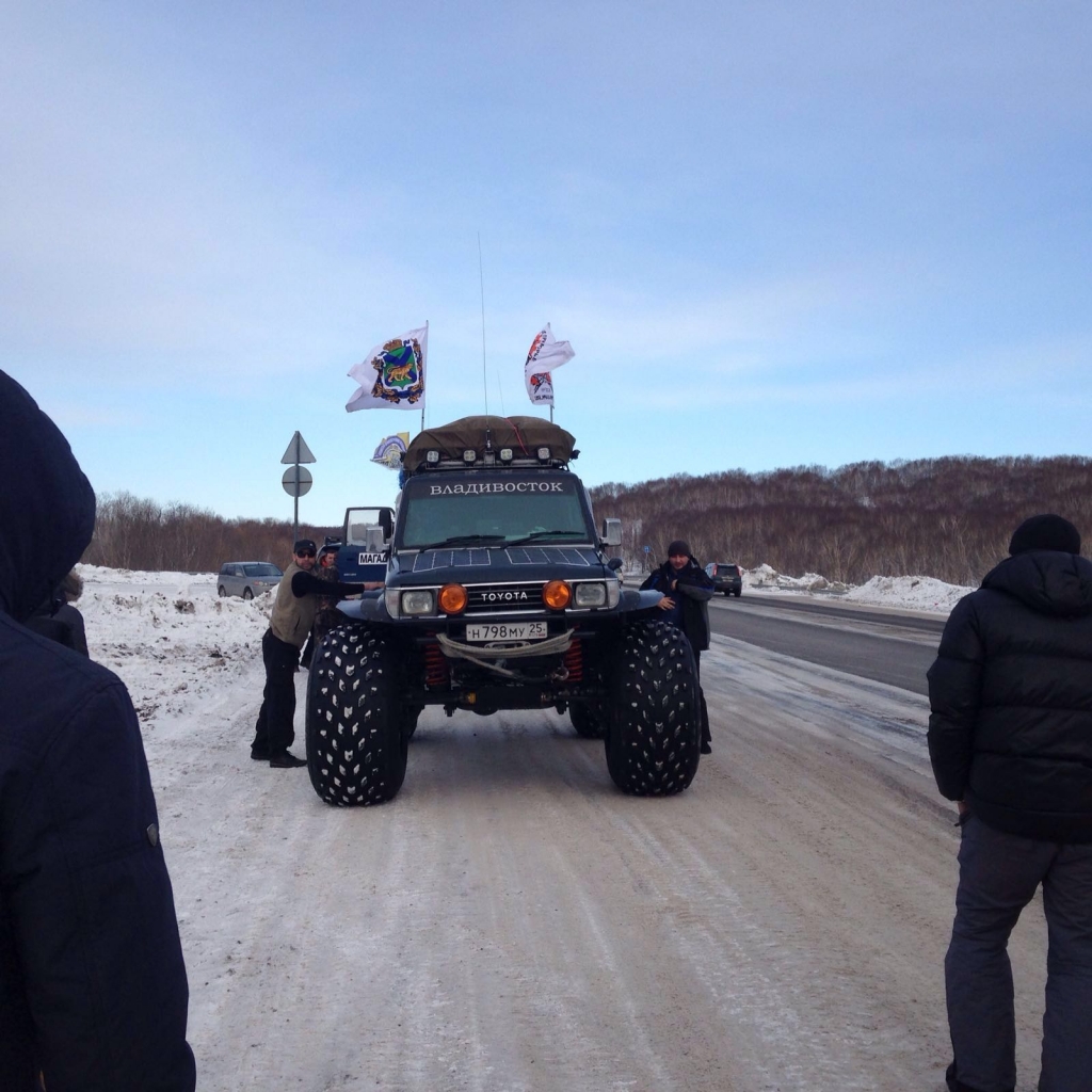Участники путешествия на специально подготовленных автомобилях доехали до краевой столицы за 23 дня