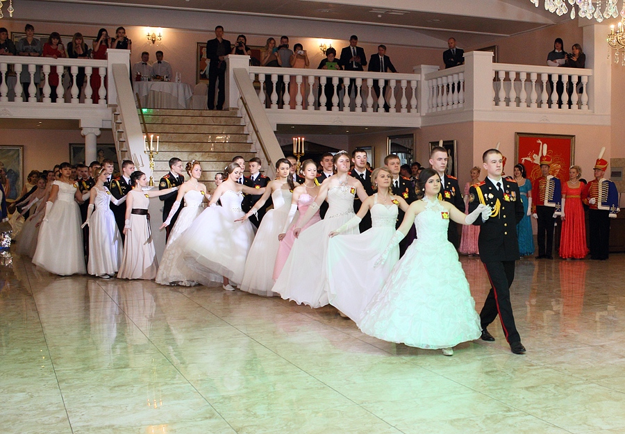 Кадетский бал состоялся в Хабаровске