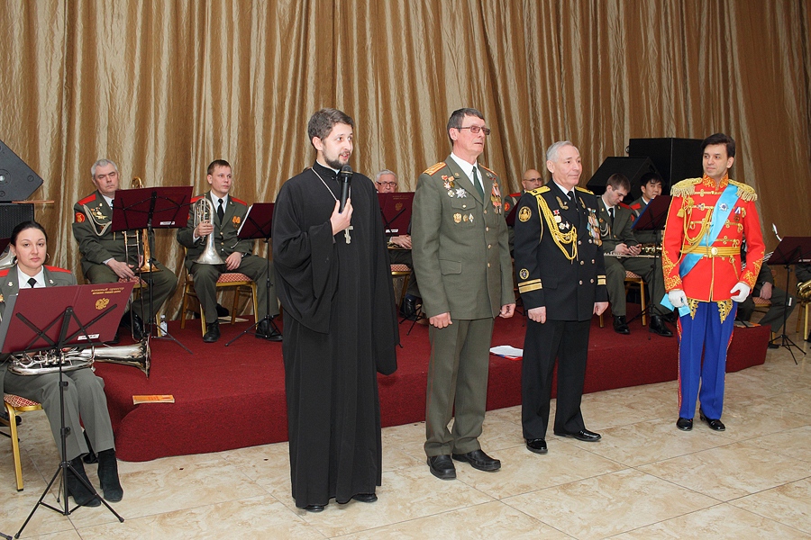 Кадетский бал состоялся в Хабаровске