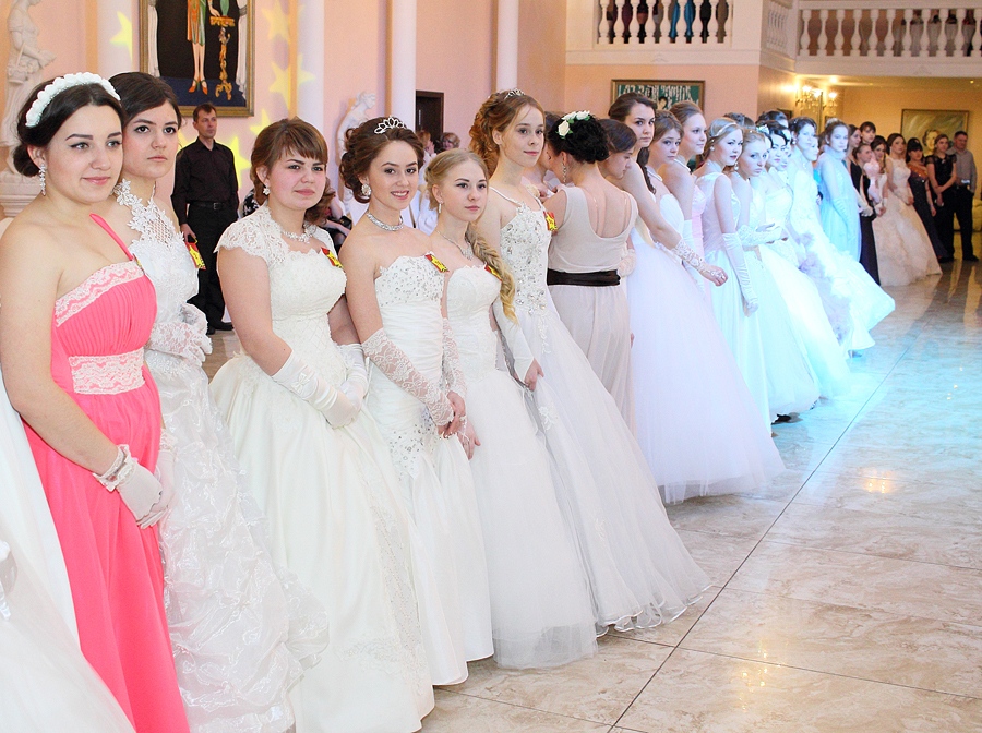 Кадетский бал состоялся в Хабаровске