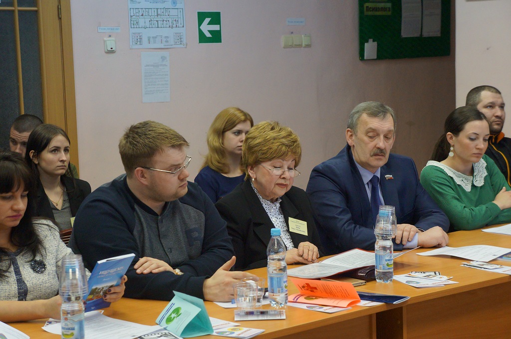 Управление по делам молодежи и связям с общественностью мэрии города подвело итоги работы за 2015 год