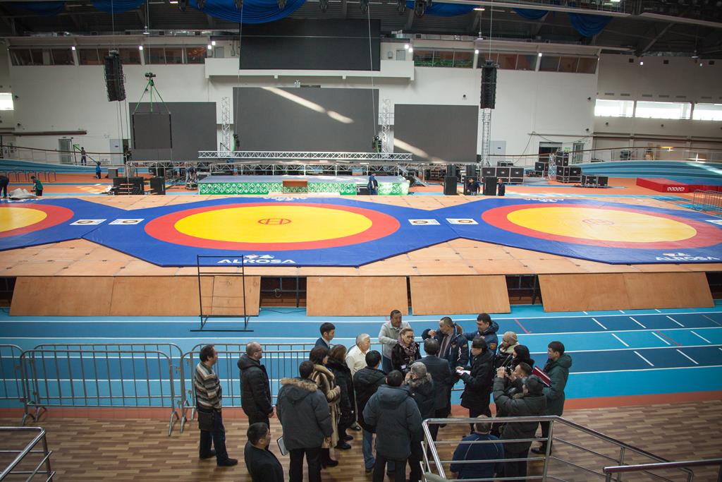 В апреле все спортивные объекты закроются на косметический ремонт в Якутске