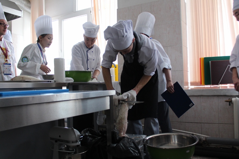 Якутскую строганину могут включить в национальный этап чемпионата WorldSkills Russia