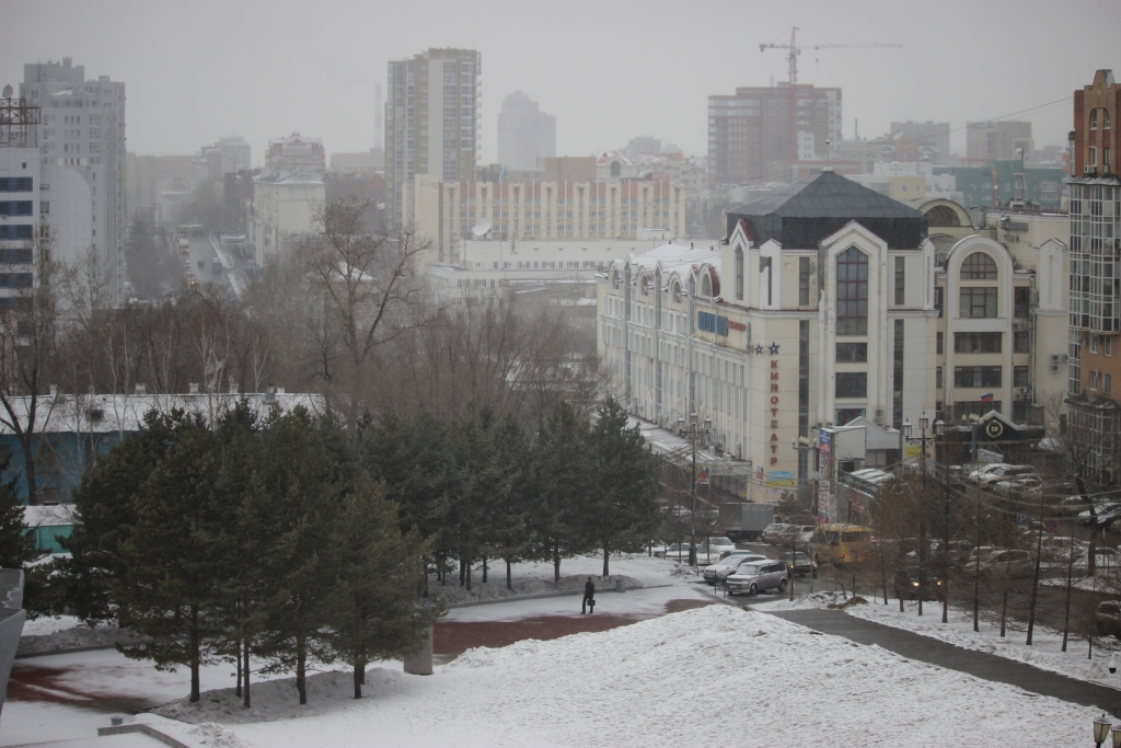 Мокрый снег принес в Хабаровск сегодня западный циклон