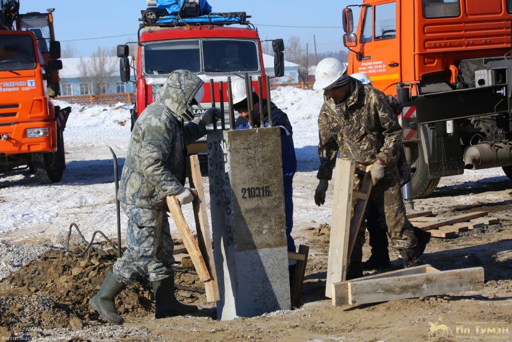 Первую сваю нового детского сада на 240 мест заложили в якутском селе Борогонцы