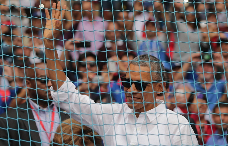 Обама приехал на Кубу в новых солнцезащитных очках стоимостью почти $500