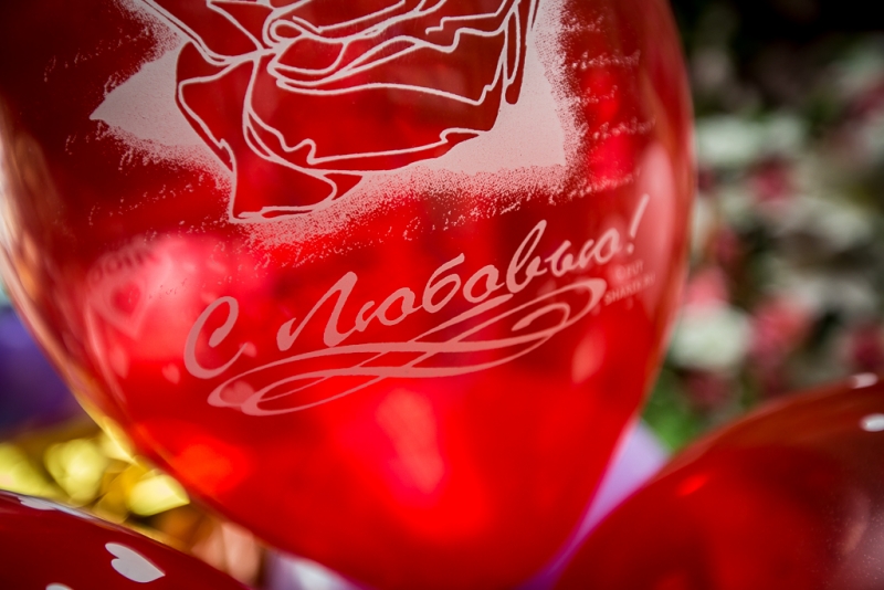 — Больше все-таки мужчин, которым важны женские качества: нежность, забота, — рассказала в ходе интервью директор брачного агентства.