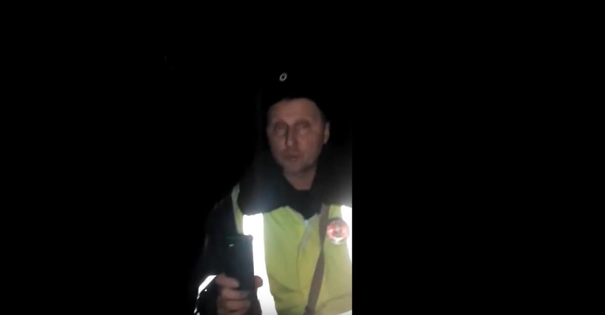 Полицейские ЕАО проверят действия &quotбезымянного&quot гаишника из Биробиджана Скриншот видеофайла