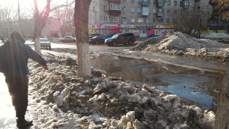 Кроме улицы Муравьева-Амурского, Хабаровск совсем не чище, чем в Комсомольск – Лаврентьев