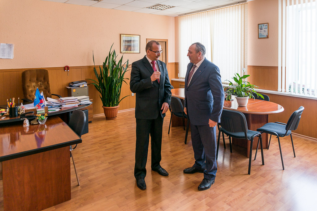 Подписание соглашения и встреча со студентами СВГУ 